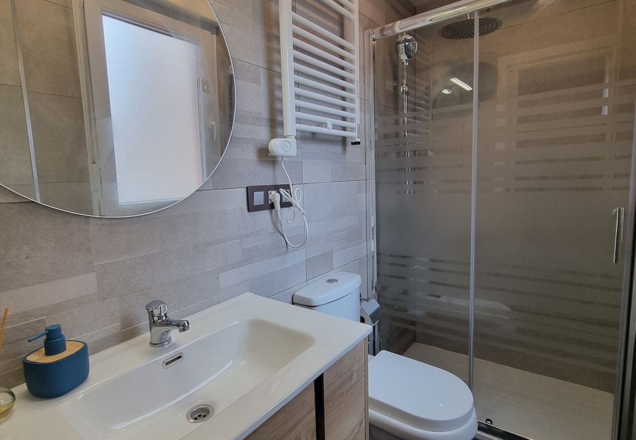 Apartamento en Gijón - 136A - Apartamento moderno en la playa