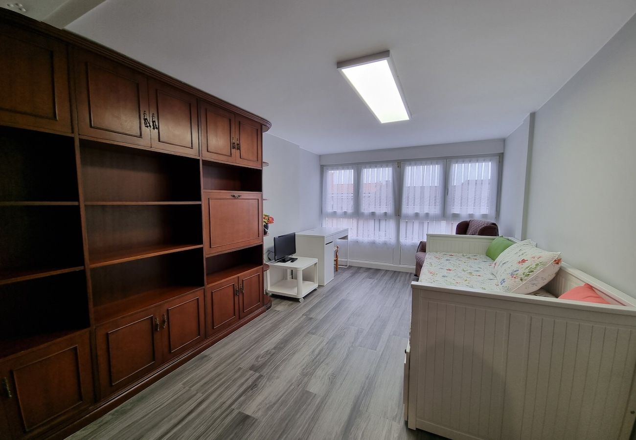 Apartamento en Gijón - 153A -3 dormitorios Barrio de La Arena con parking