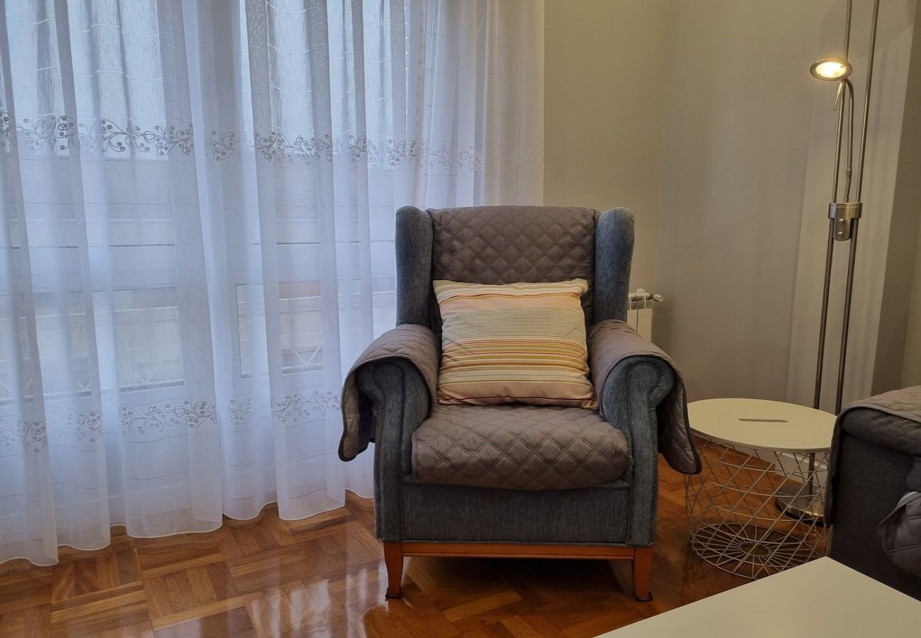 Apartamento en Gijón - 153A -3 dormitorios Barrio de La Arena con parking