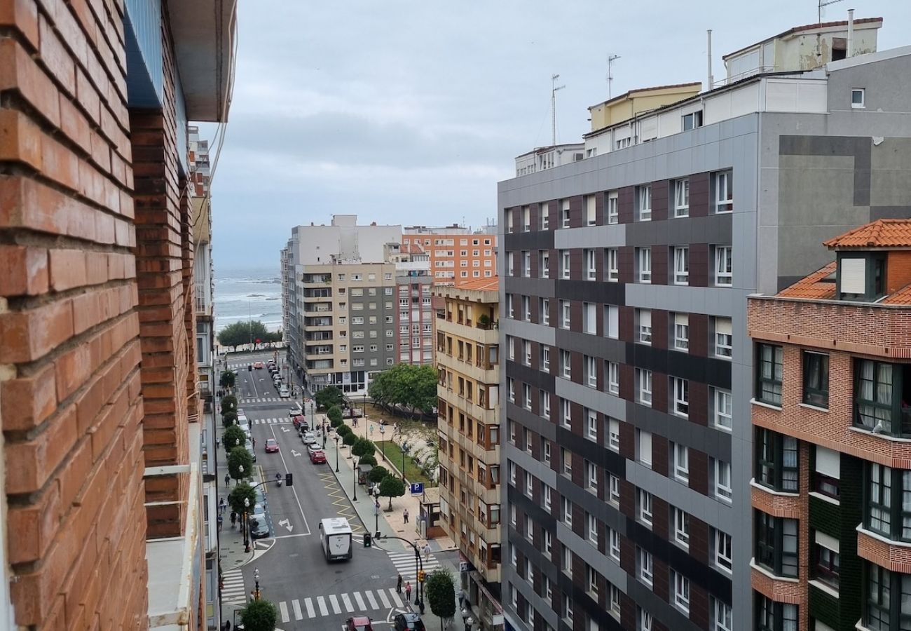 Apartamento en Gijón - 153A -3 dormitorios Barrio de La Arena con parking