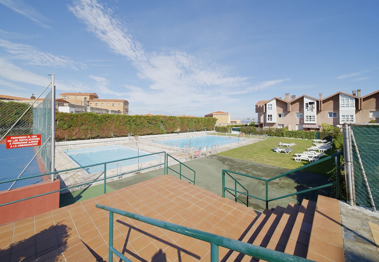 Casa adosada en Gijón - 158A Triplex Rinconin con piscina