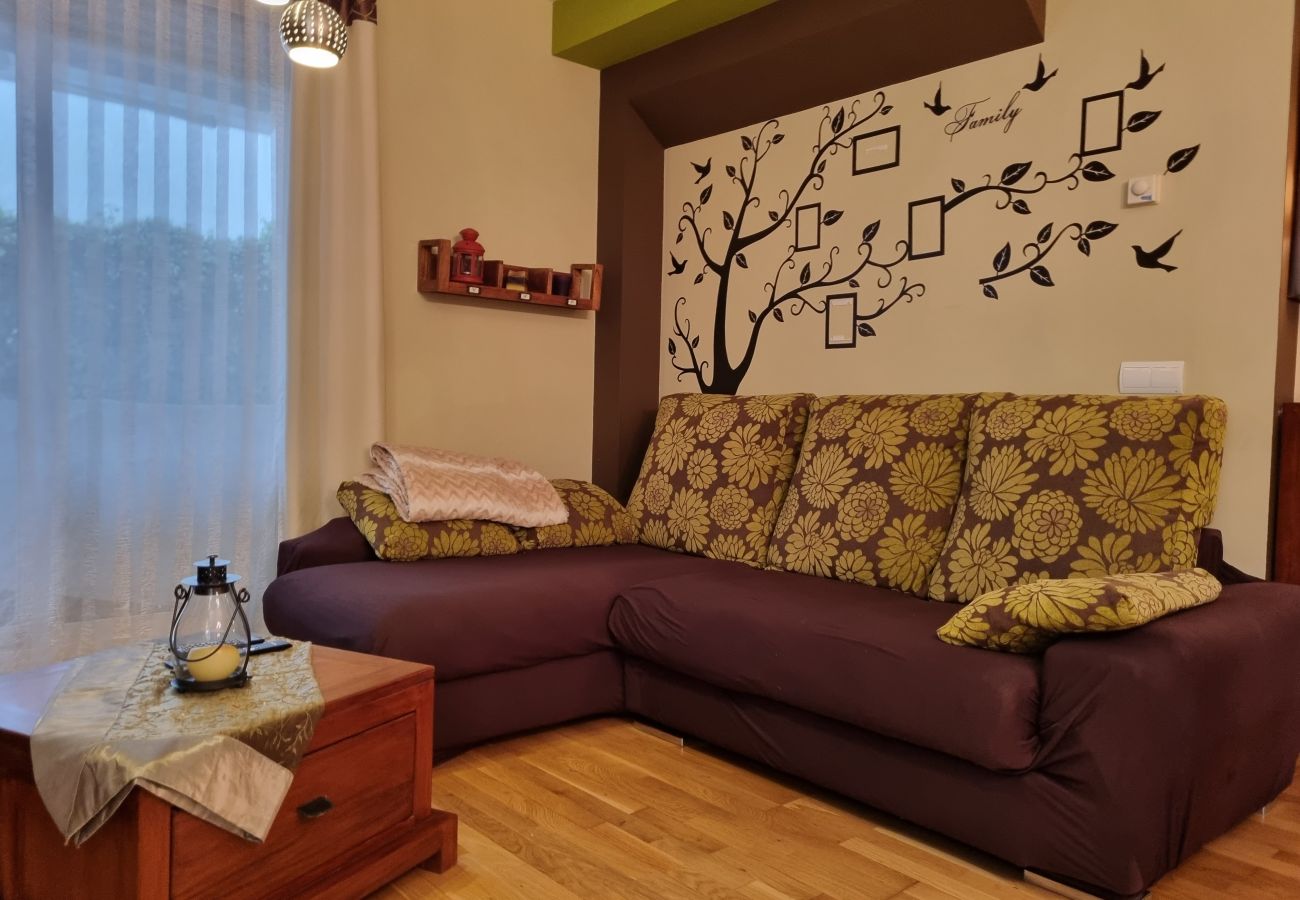 Apartamento en Luanco - 25A01 Duplex con jardín y garaje