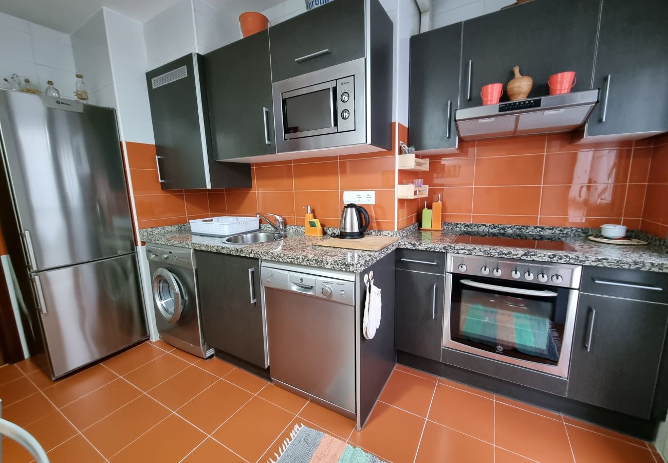 Apartamento en Luanco - 25A01 Duplex con jardín y garaje