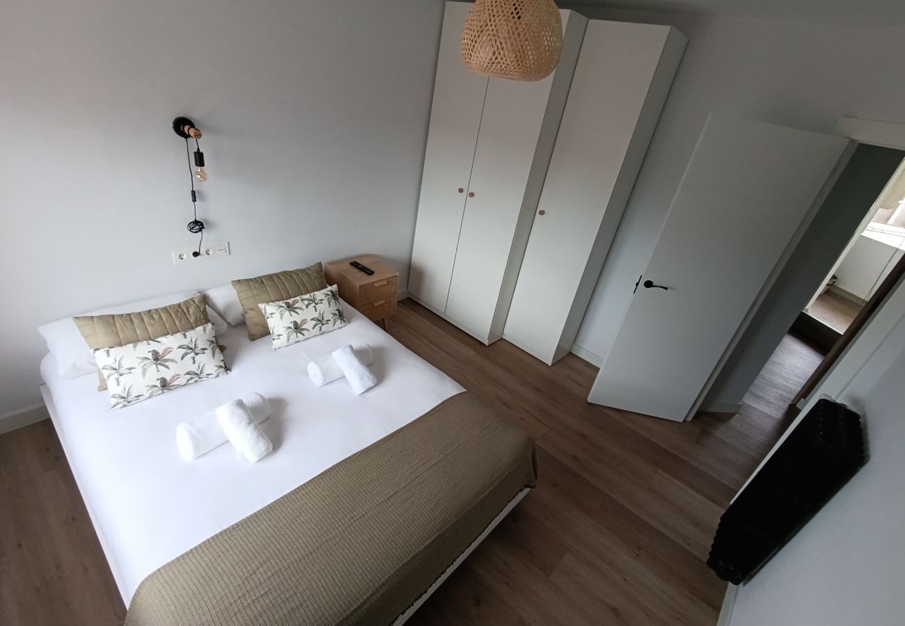 Apartamento en Gijón - 1A104 Top30 Precioso ático con terraza