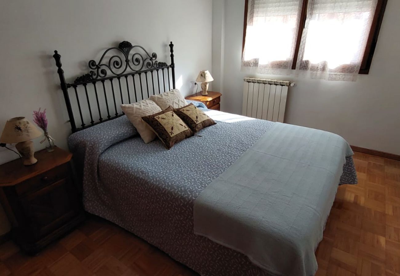 Apartamento en Gijón - 1A125 Comodo apartamento 3 dormitorios con garaje