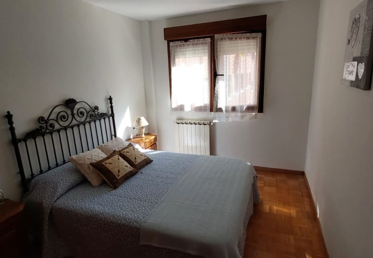 Apartamento en Gijón - 1A125 Comodo apartamento 3 dormitorios con garaje