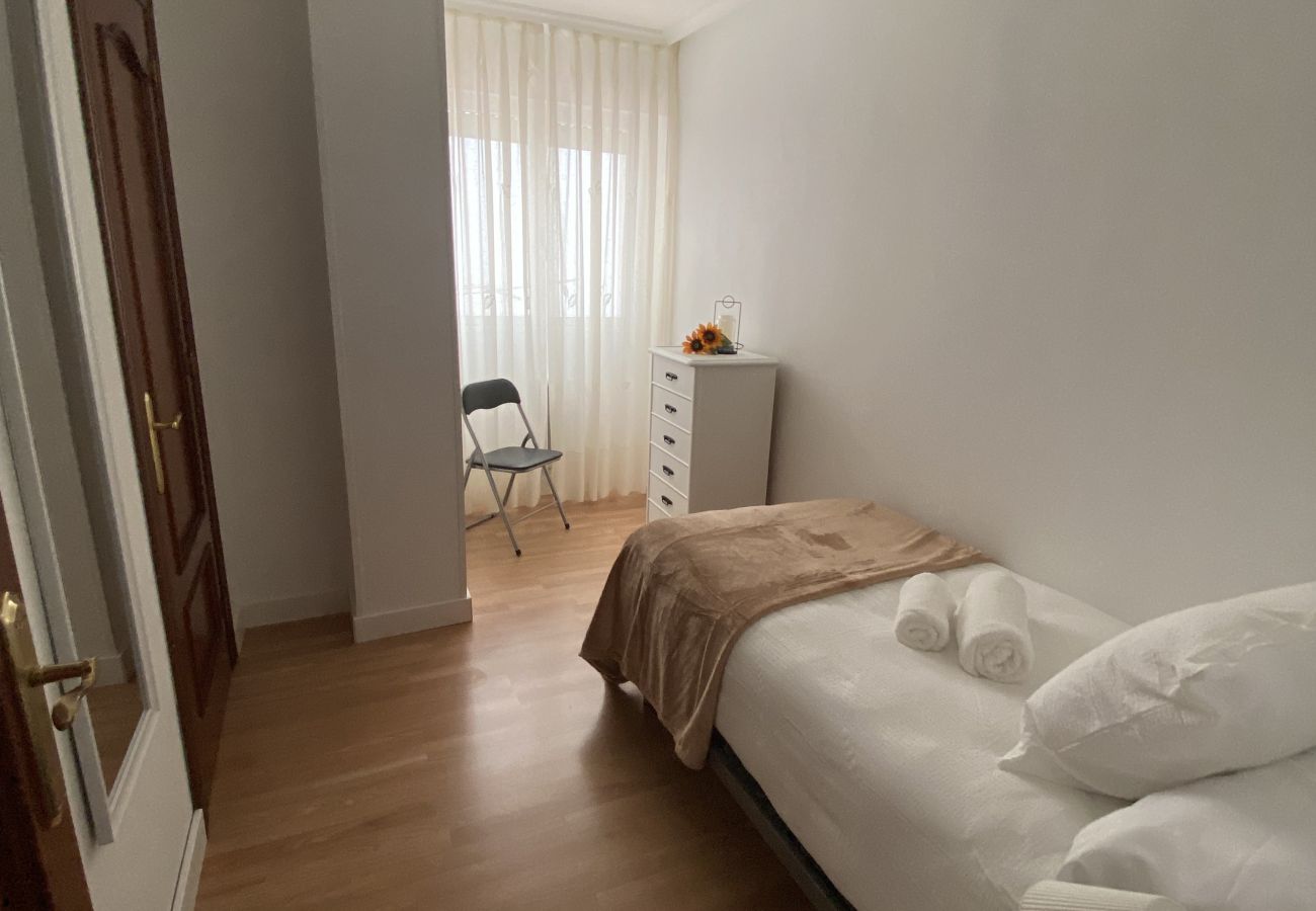 Apartamento en Gijón - 1A133 Casa Güeli