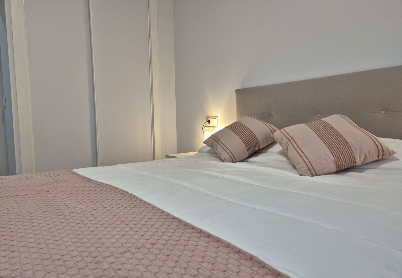 Apartamento en Oviedo - 650A Apartamento moderno, acogedor y con garaje