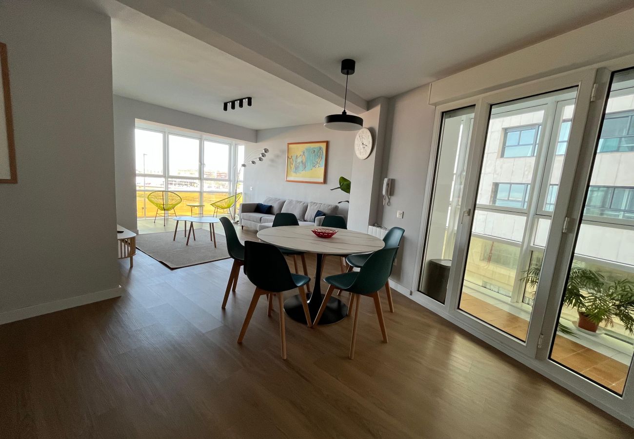 Apartamento en Gijón - 1E143 5 dormitorios en primera linea de playa 