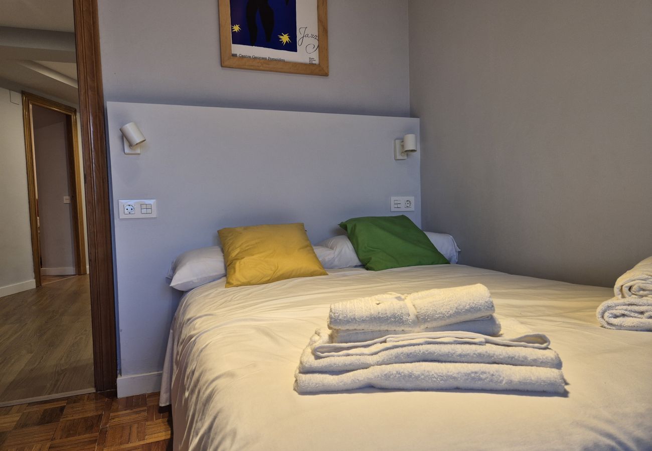 Apartamento en Gijón - 1E143 5 dormitorios en primera linea de playa 